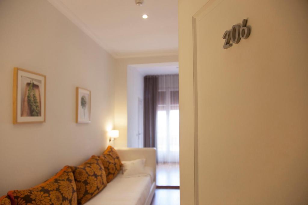 ホテル オスタル ゴヤ バルセロナ 部屋 写真